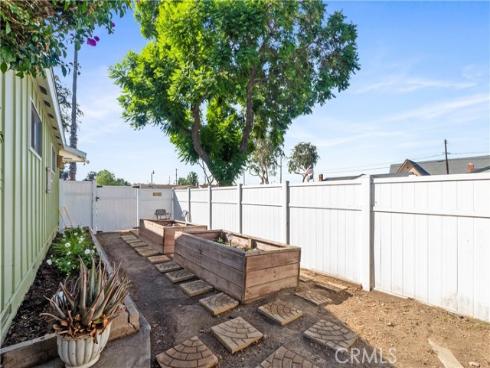 4249 W Ash   Avenue, Fullerton, CA