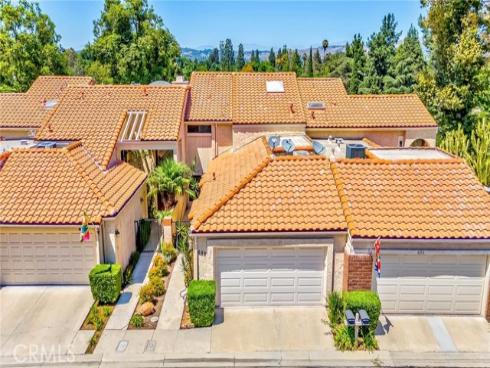 632  Colonial   Circle, Fullerton, CA