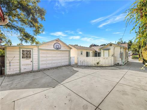 620 N Woods   Avenue, Fullerton, CA