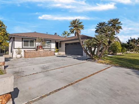 4267 W Hill   Avenue, Fullerton, CA