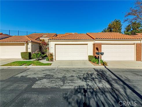 642  Colonial   Circle, Fullerton, CA