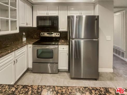 2747  Pine Creek   Circle, Fullerton, CA