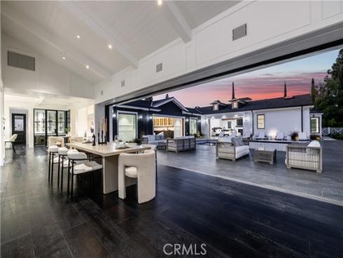 211 W Las Palmas Dr , Fullerton, CA