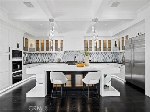 211 W Las Palmas Dr , Fullerton, CA