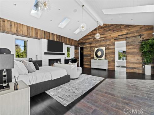 211 W Las Palmas Dr , Fullerton, CA