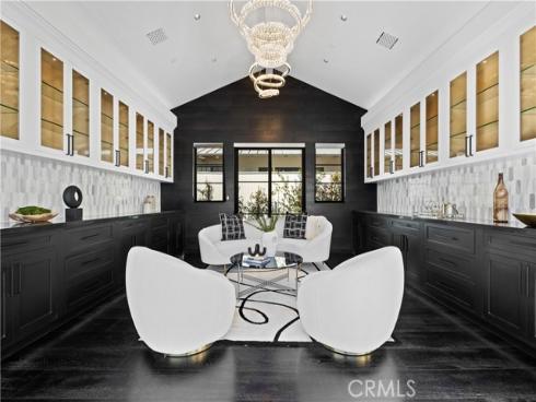 211 W Las Palmas Dr , Fullerton, CA