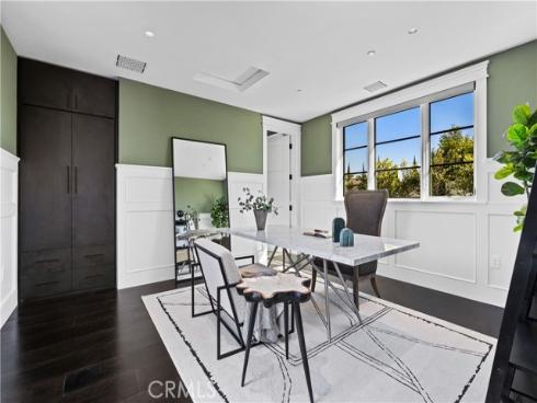 211 W Las Palmas Dr , Fullerton, CA