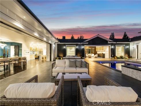 211 W Las Palmas Dr , Fullerton, CA