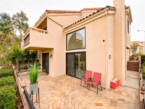 413 Thunderbird Court, Fullerton, CA
