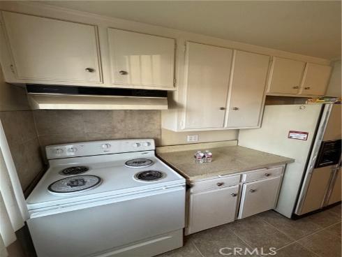 400 N Acacia A12 Avenue, Fullerton, CA