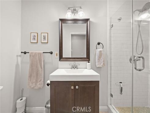 607 E Commonwealth Avenue, Fullerton, CA