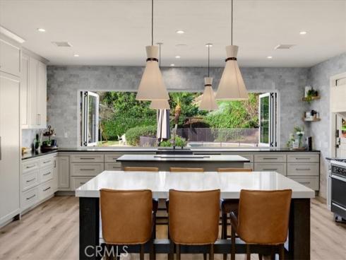 1647 N Mountain View Place, Fullerton, CA