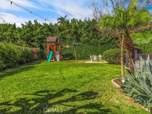 1647 N Mountain View Place, Fullerton, CA