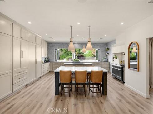 1647 N Mountain View Place, Fullerton, CA