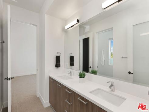 1325 N Euclid   Street, Fullerton, CA