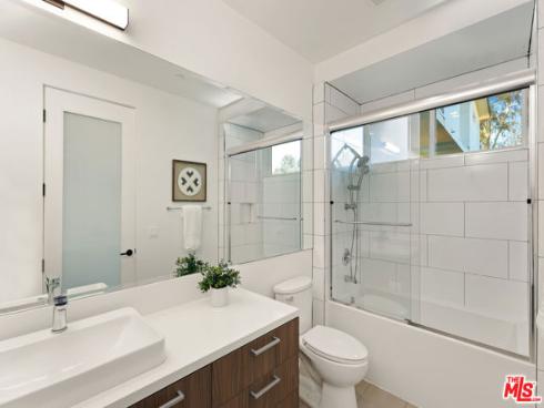 1325 N Euclid   Street, Fullerton, CA