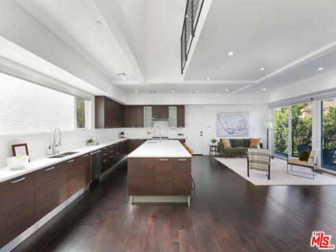 1325 N Euclid   Street, Fullerton, CA