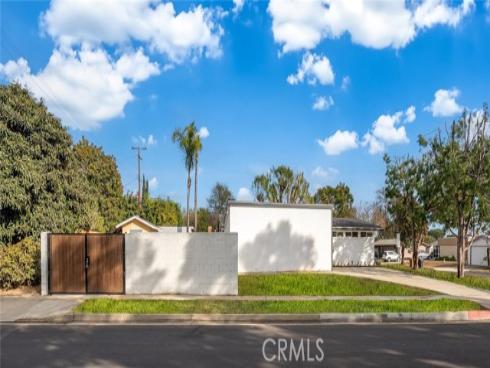 2431 Santa Ysabel Avenue, Fullerton, CA