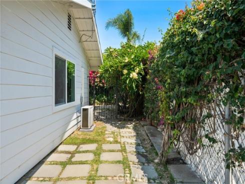 603 N Harbor Boulevard, Fullerton, CA
