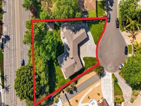 1730  Sunny  , Fullerton, CA