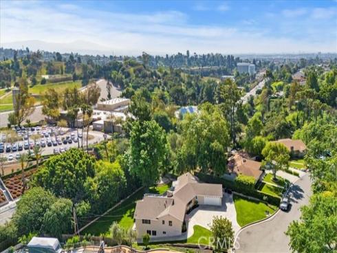 1730  Sunny  , Fullerton, CA