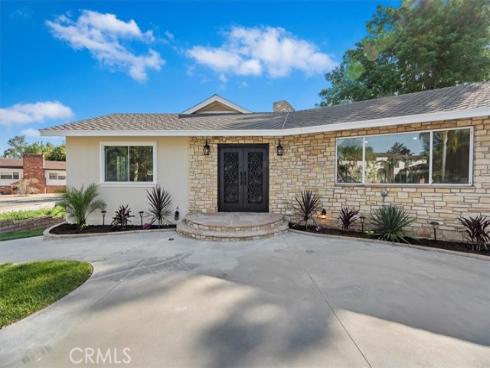 1730  Sunny  , Fullerton, CA