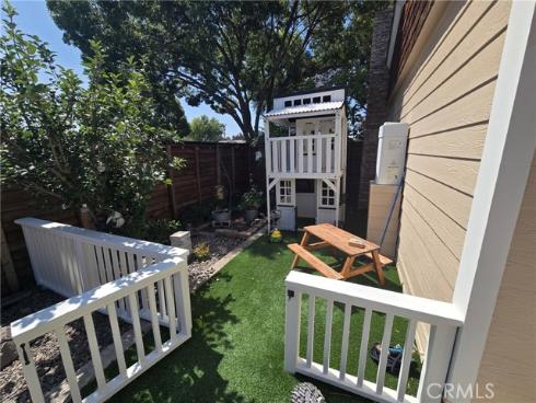 4201 W Ash   Avenue, Fullerton, CA