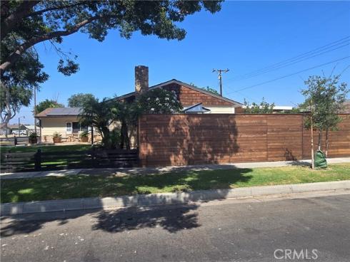 4201 W Ash Avenue, Fullerton, CA