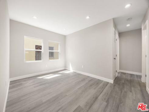 121 W Elm Avenue, Fullerton, CA