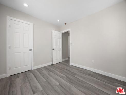 121 W Elm Avenue, Fullerton, CA