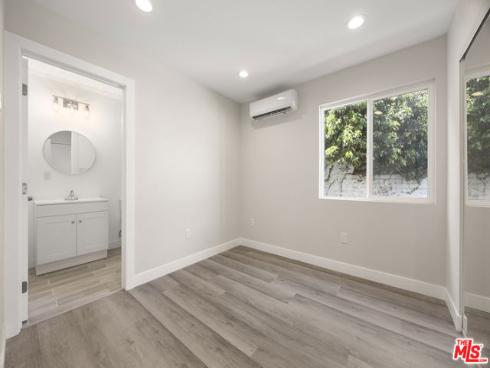 121 W Elm Avenue, Fullerton, CA