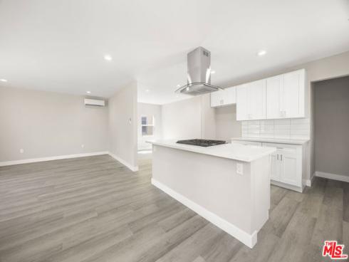 121 W Elm Avenue, Fullerton, CA