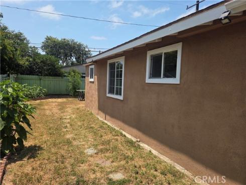 2624 W Cherry Avenue, Fullerton, CA