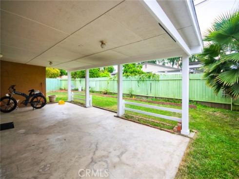 2624 W Cherry Avenue, Fullerton, CA