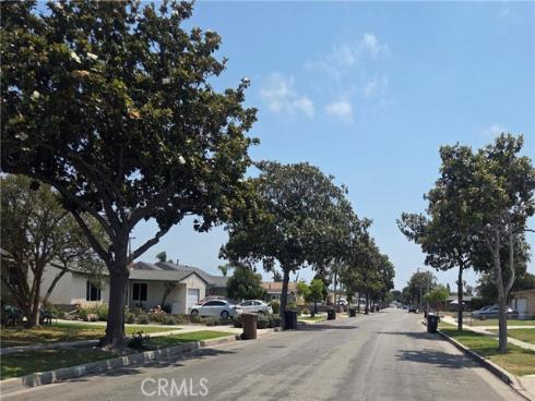 2624 W Cherry   Avenue, Fullerton, CA