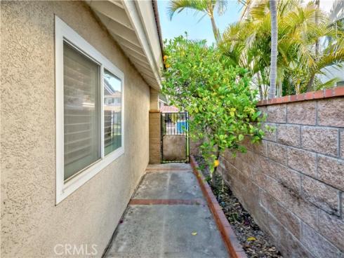 1930  Brooke   Lane, Fullerton, CA