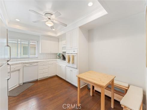 1354  Shadow  202  Lane, Fullerton, CA