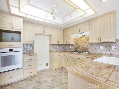 611 Colonial Circle, Fullerton, CA