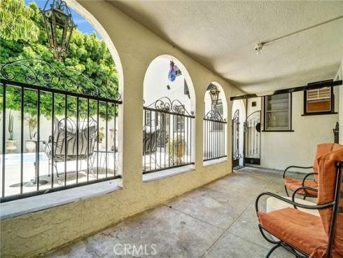 521 W Whiting Avenue, Fullerton, CA