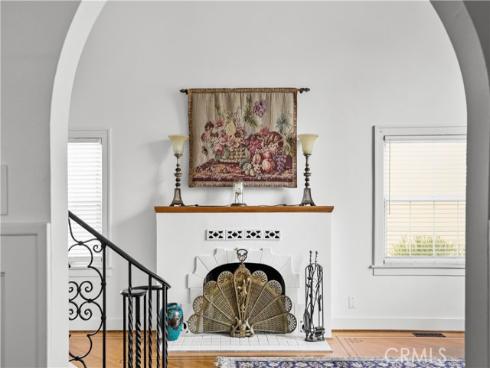 521 W Whiting Avenue, Fullerton, CA