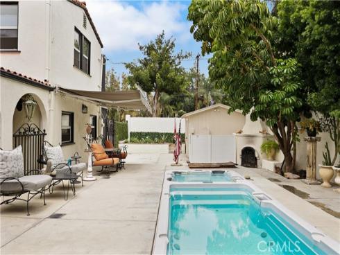 521 W Whiting Avenue, Fullerton, CA