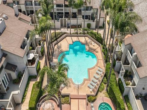 2220 E Chapman 51 Avenue, Fullerton, CA