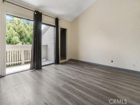 2220 E Chapman 51 Avenue, Fullerton, CA