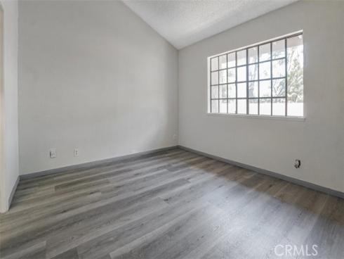 2220 E Chapman 51 Avenue, Fullerton, CA