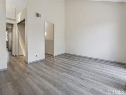 2220 E Chapman 51 Avenue, Fullerton, CA