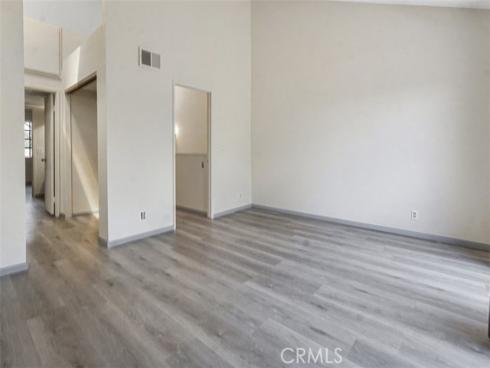 2220 E Chapman 51 Avenue, Fullerton, CA