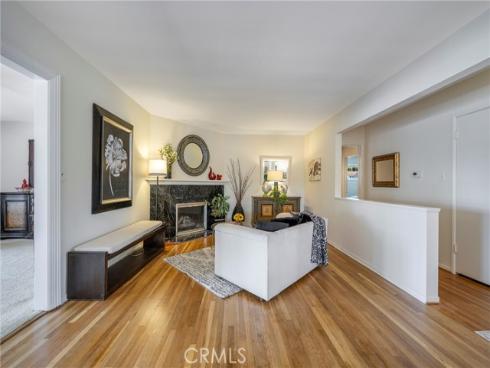 1113 Hollydale Drive, Fullerton, CA