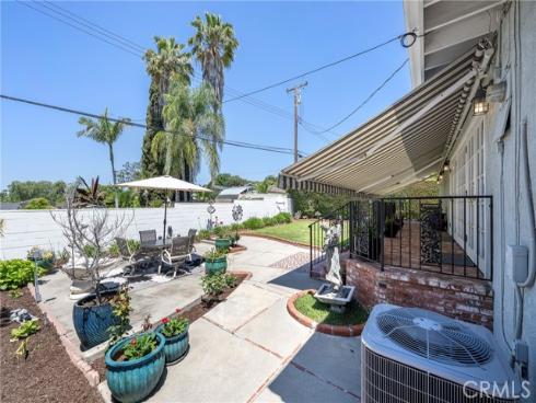 1113 Hollydale Drive, Fullerton, CA