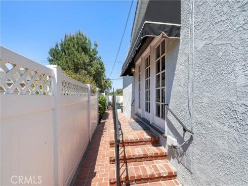 1113 Hollydale Drive, Fullerton, CA