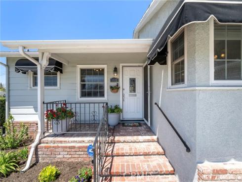 1113 Hollydale Drive, Fullerton, CA